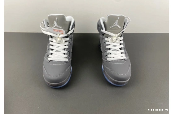 136027-005 136027-005 5   Grey' 'Wolf Retro Jordan  0323